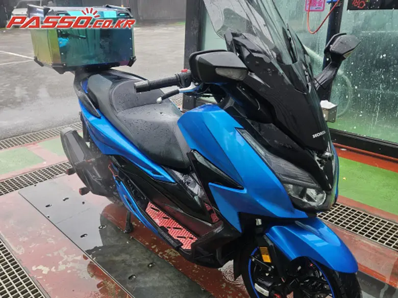 Honda Forza 350