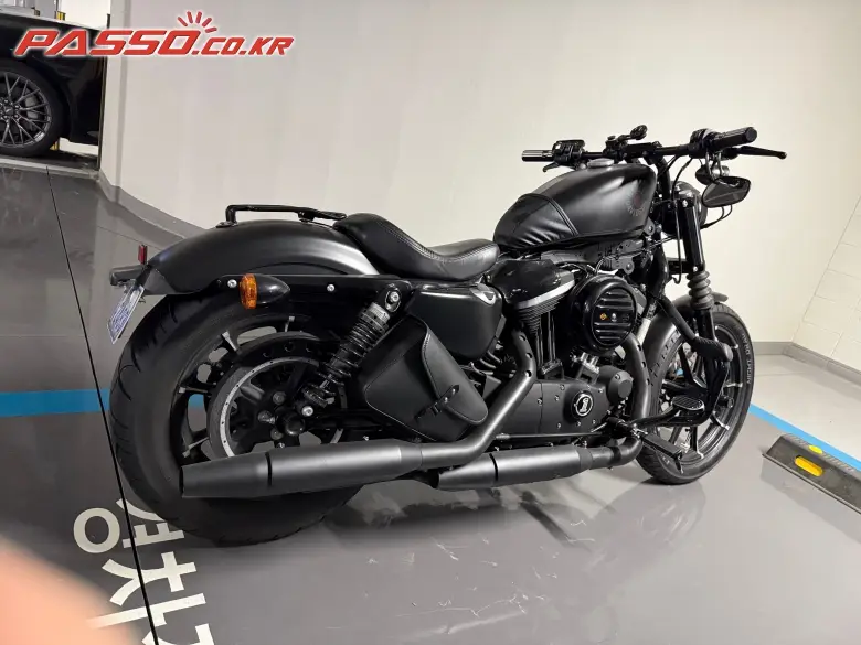 Harley-Davidson Iron 883