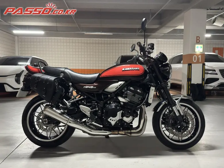 Kawasaki Z 900 RS ABS