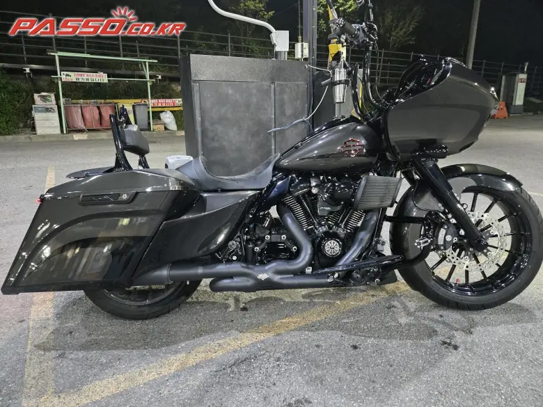 Harley-Davidson Road Glide Special