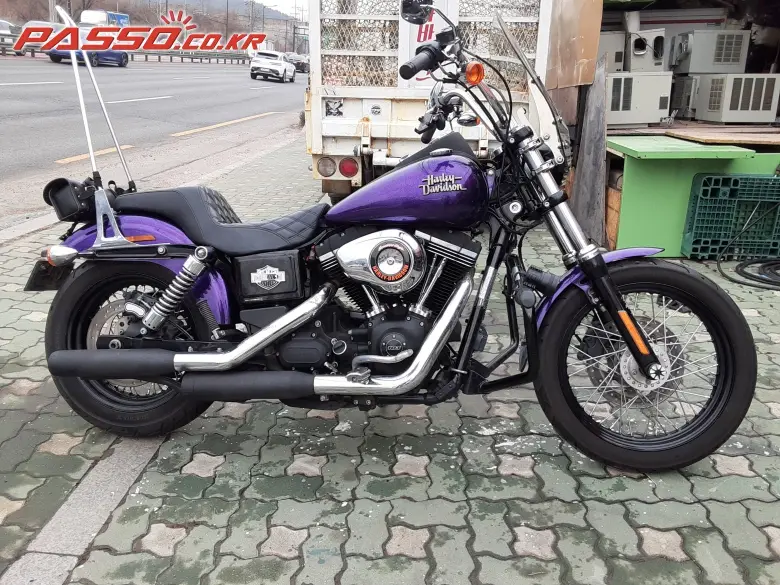 Harley-Davidson Dyna Street Bob