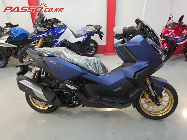 Honda ADV 350