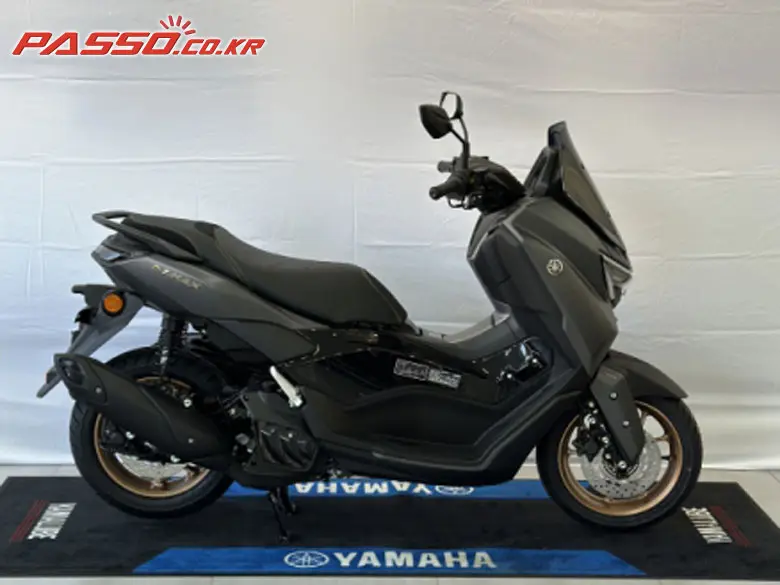Yamaha N Max 155 ABS