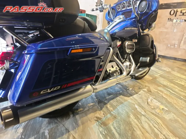 Harley-Davidson CVO Limited