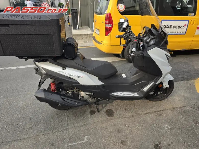 SYM Joymax Z 300 Plus ABS