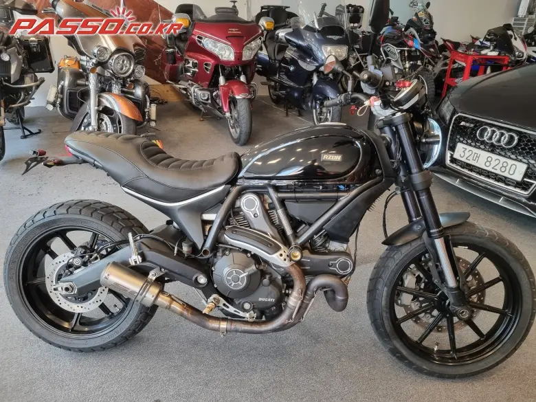 Ducati Scrambler Full Throttle