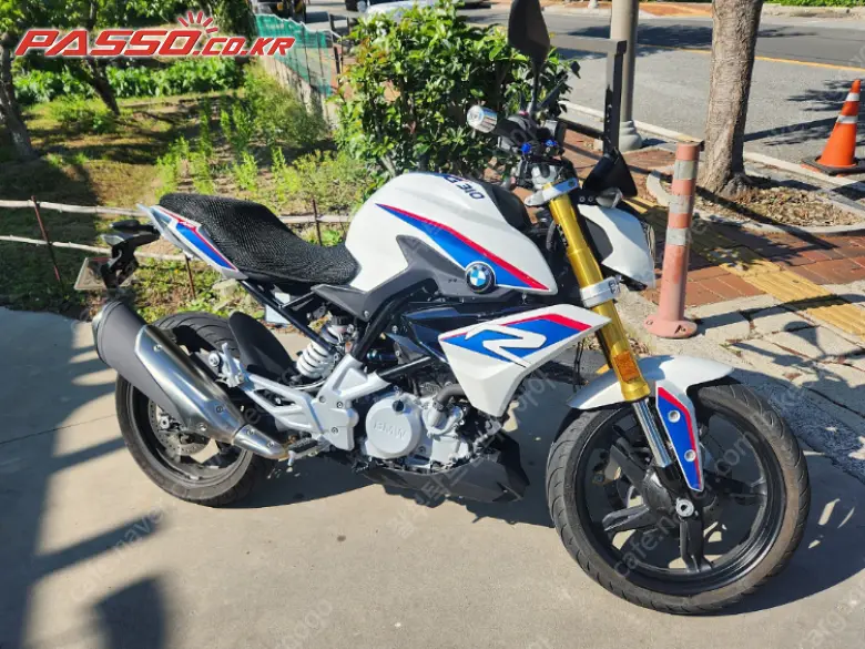 BMW G 310 R