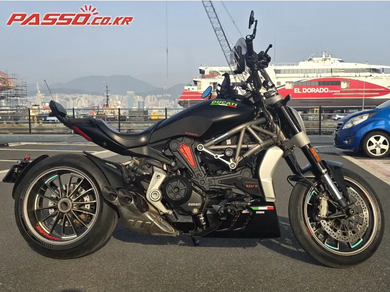Ducati X Diavel