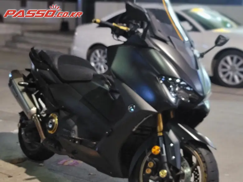 Yamaha TMAX 560