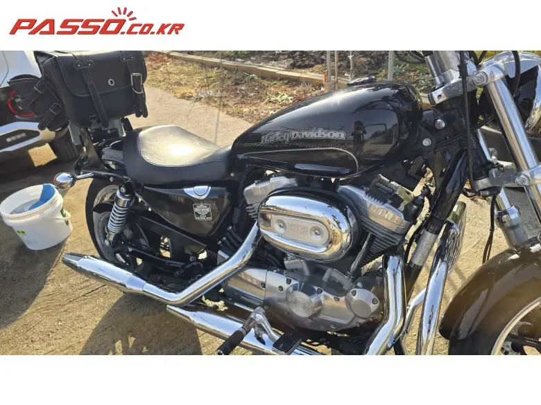 Harley-Davidson 883 SuperLow