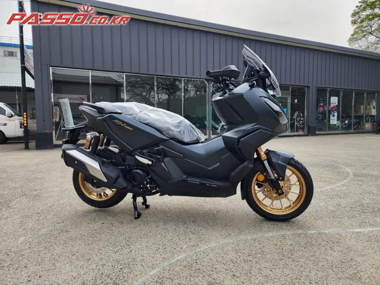 Honda ADV 350