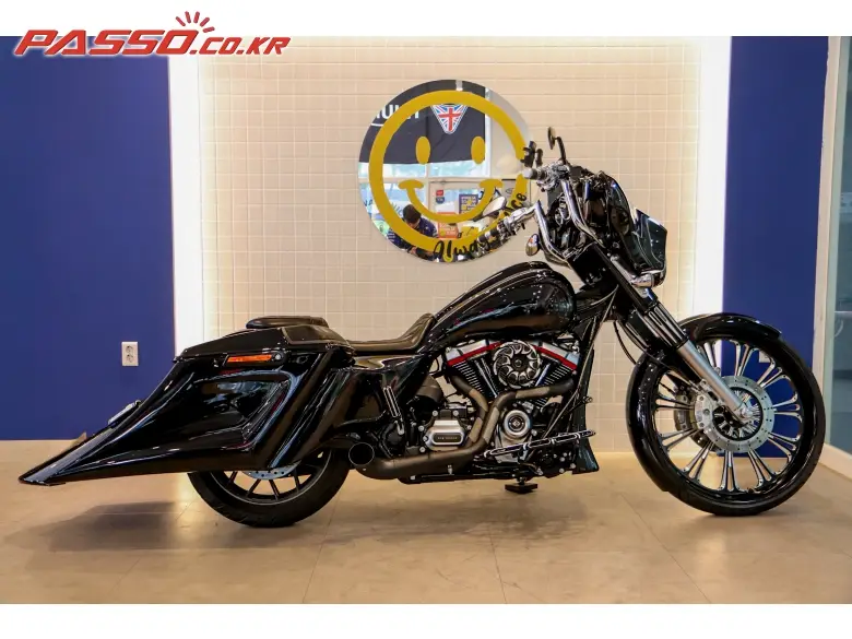 Harley-Davidson CVO Street Glide