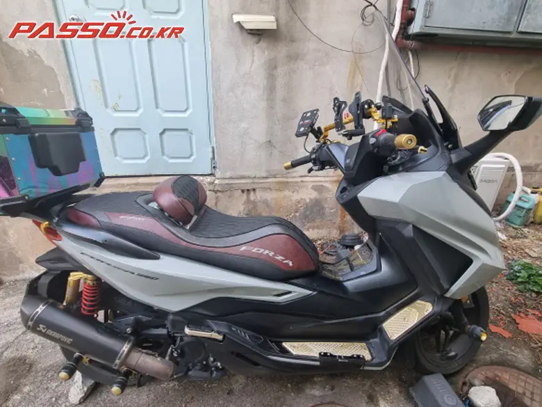 Honda Forza 350