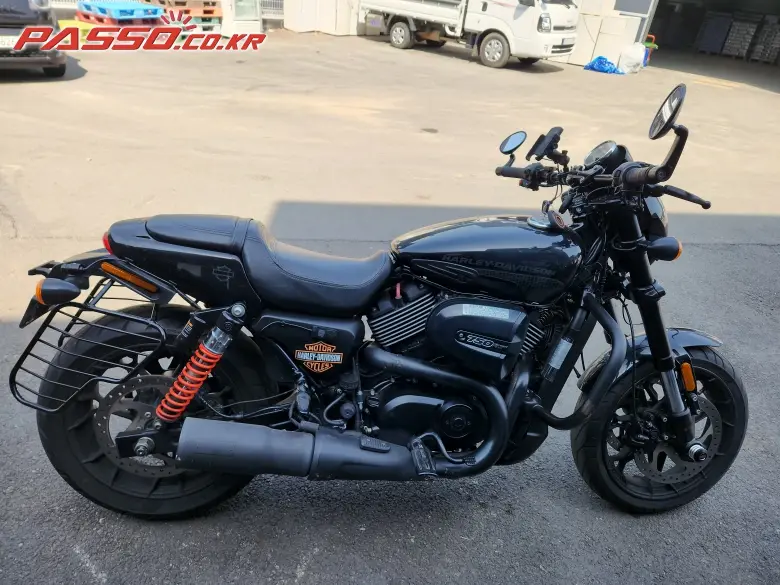 Harley-Davidson Street Rod