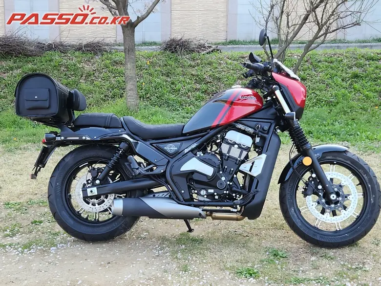 Moto Morini X-Cape 650