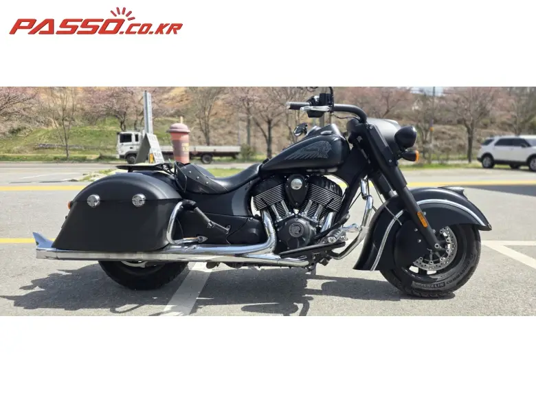 Indian Motorcycle Chief Dark Horse