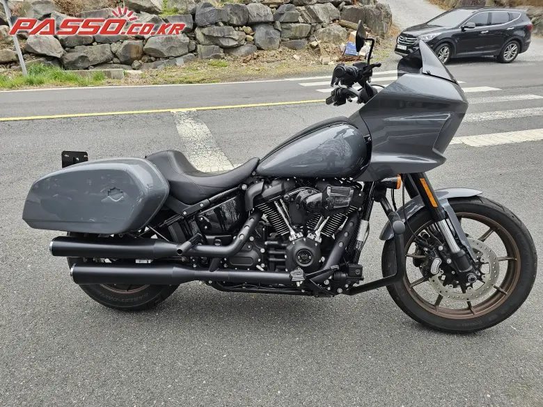 Harley-Davidson Low Rider ST