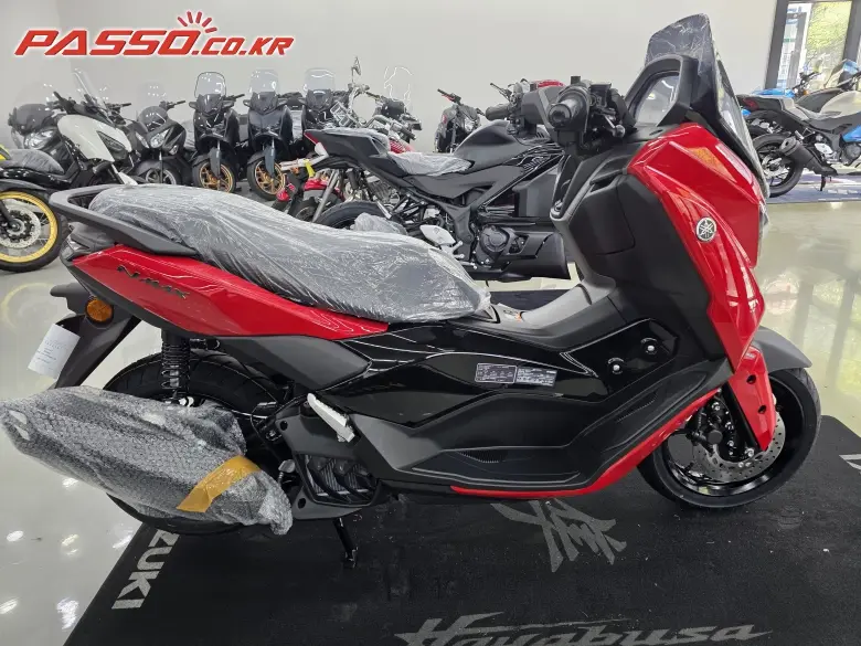 Yamaha N Max 155 ABS
