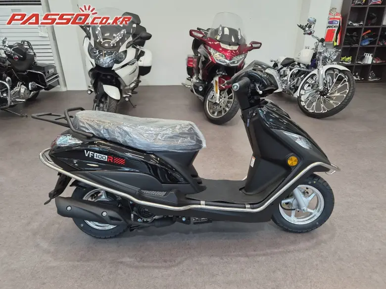 DNA Motors / Daelim VF 100 R