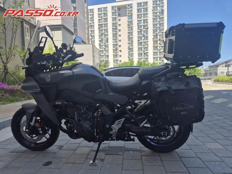 Yamaha Tracer 9