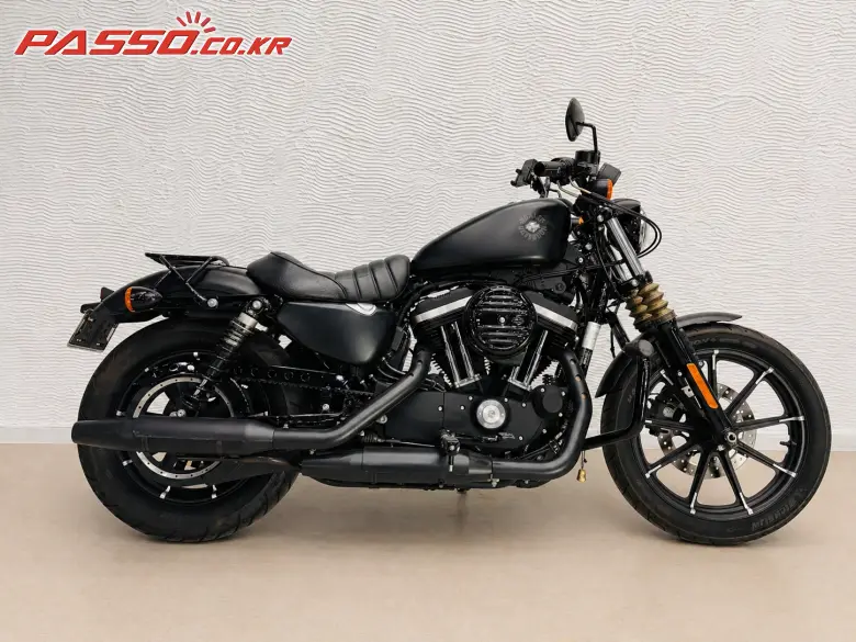Harley-Davidson Iron 883