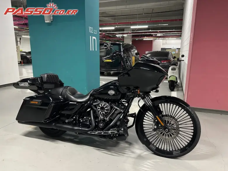 Harley-Davidson Road Glide Special
