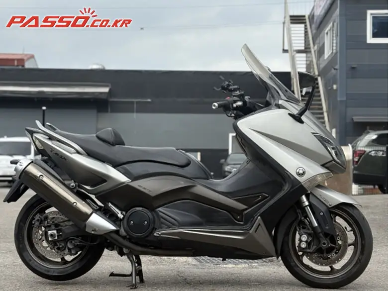 Yamaha TMAX 530