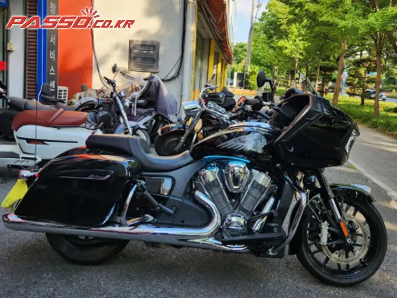 Indian Motorcycle Challenger
