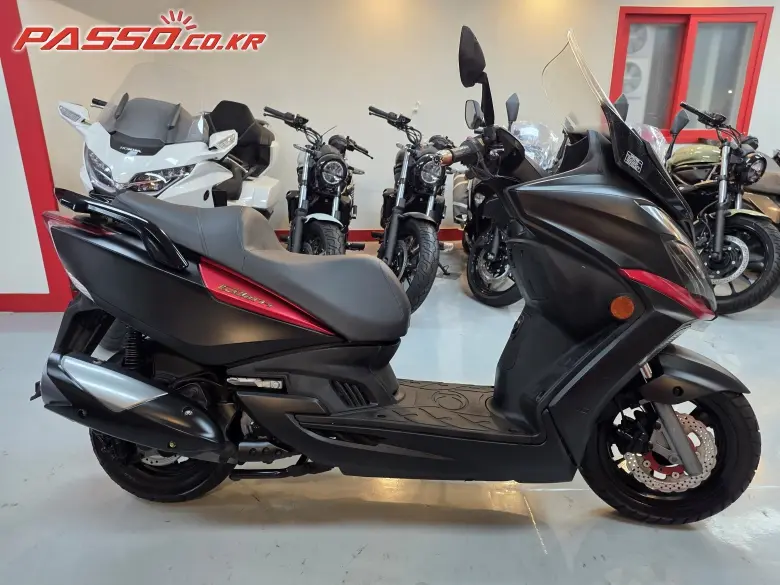 Kymco G Dink 300 i