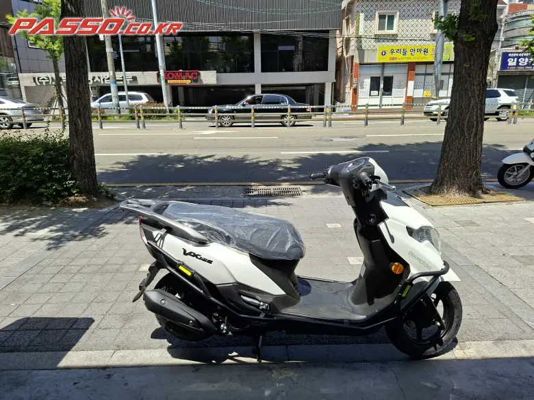 DNA Motors / Daelim VX 125