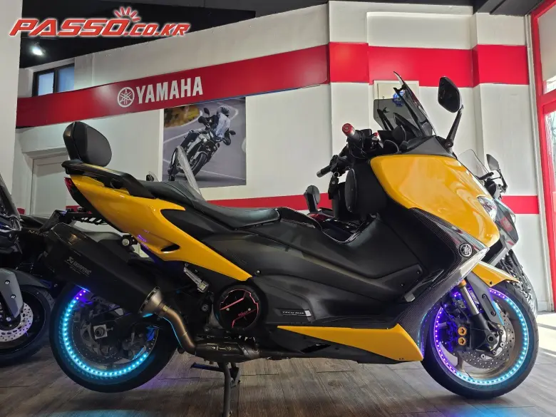 Yamaha TMAX 560