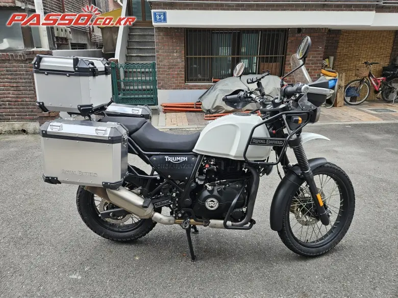 Royal Enfield Himalayan 411