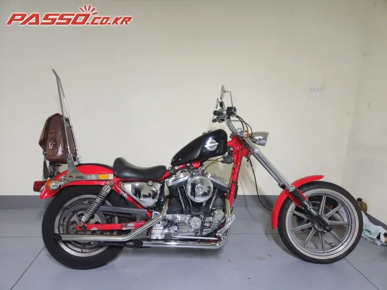 Harley-Davidson 883 Custom