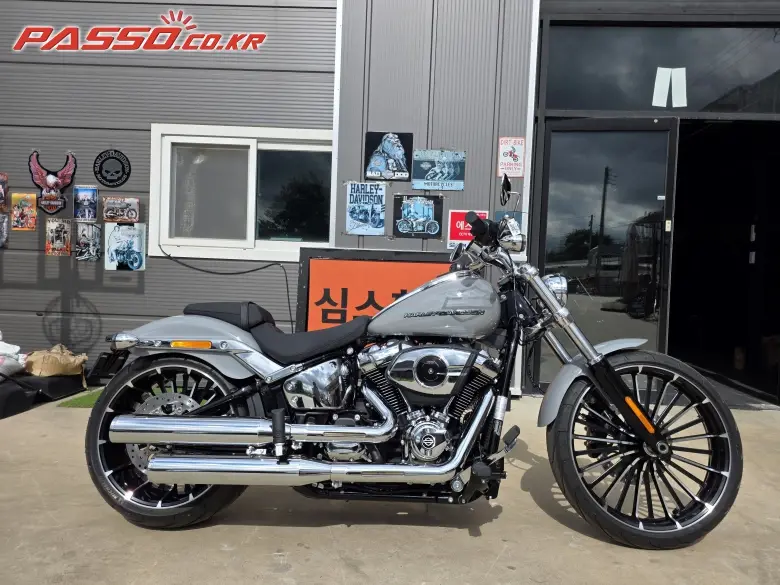Harley-Davidson Breakout 117