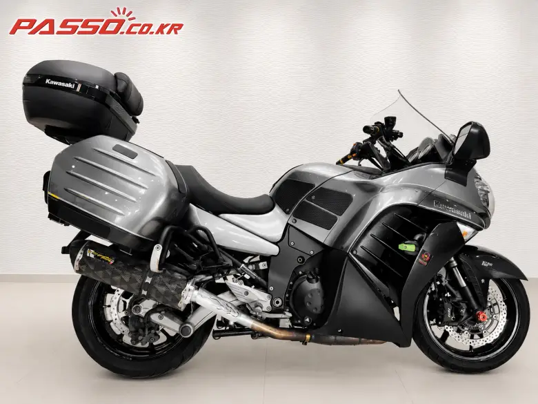 Kawasaki GTR 1400