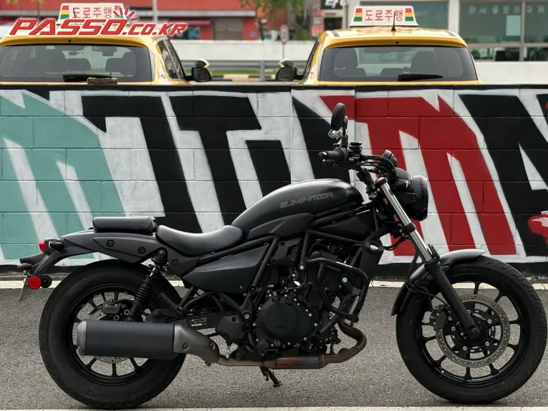 Kawasaki Eliminator 500