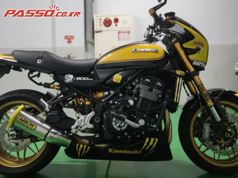 Kawasaki Z 900 RS SE ABS