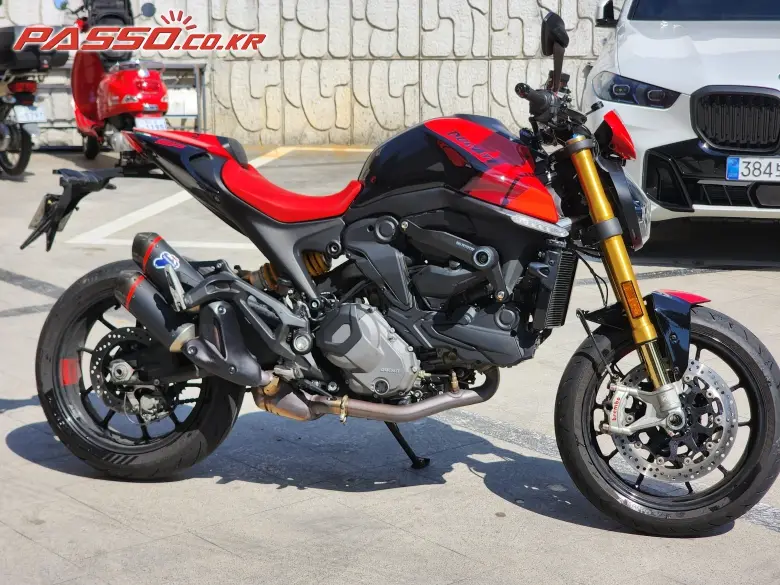 Ducati Monster SP
