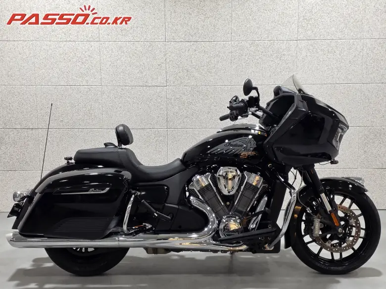 Indian Motorcycle Challenger