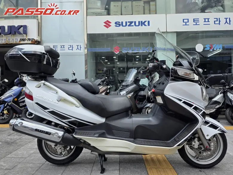 Suzuki Burgman 650 Executive