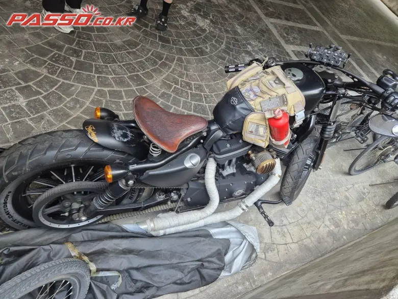 Harley-Davidson 883 Custom