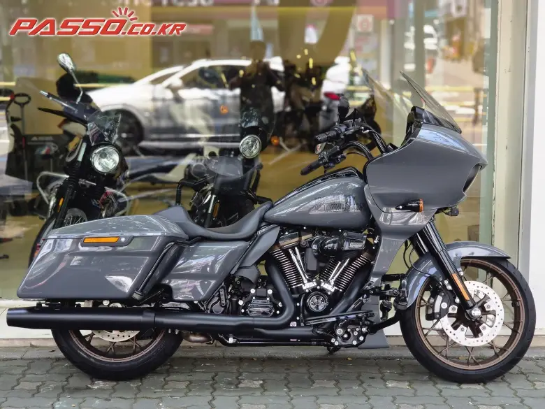 Harley-Davidson Road Glide ST