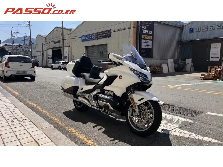 Honda Gold Wing Tour DCT Airbag