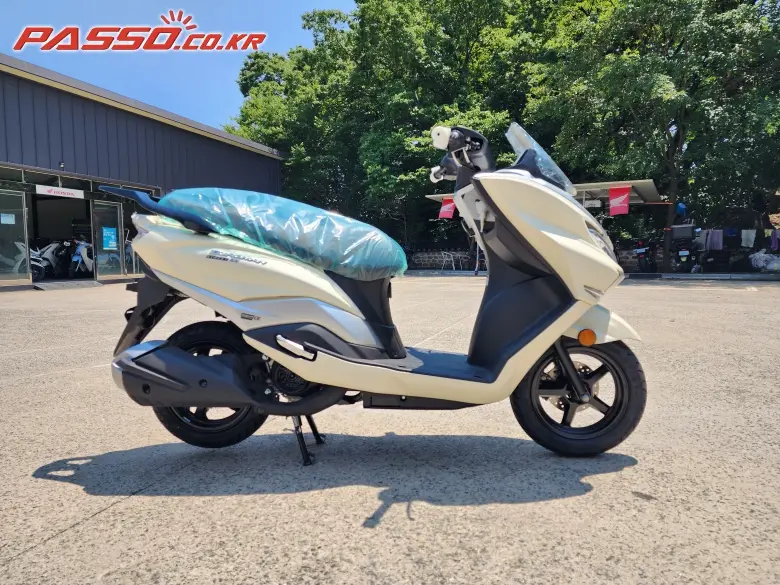 Suzuki Burgman 125