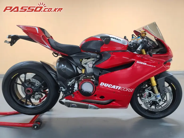 Ducati 1199 Panigale R