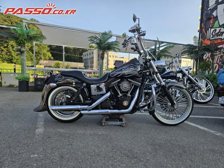 Harley-Davidson Dyna Street Bob