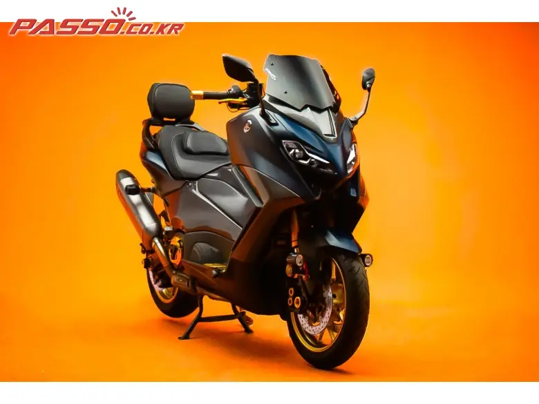 Yamaha TMAX 560
