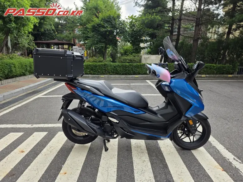 Honda Forza 350