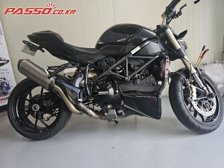 Ducati Streetfighter 848