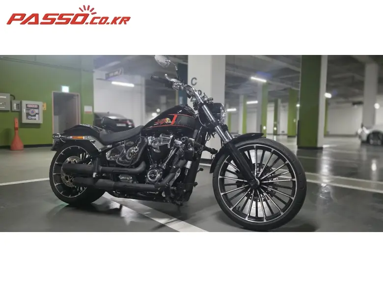 Harley-Davidson Breakout 117
